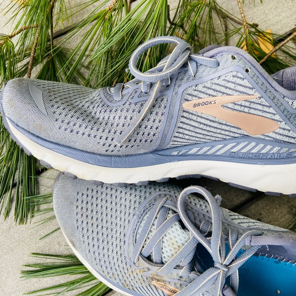 Brooks running sneakers, size 10